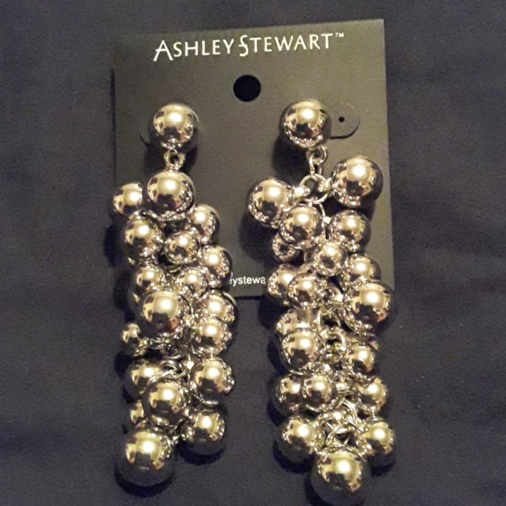 Women's NWT Ashley Stewart Earrings
